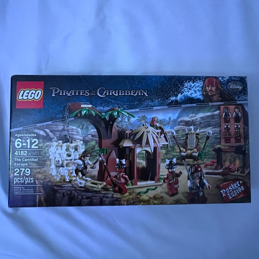 Lego 4182: The Cannibal Escape